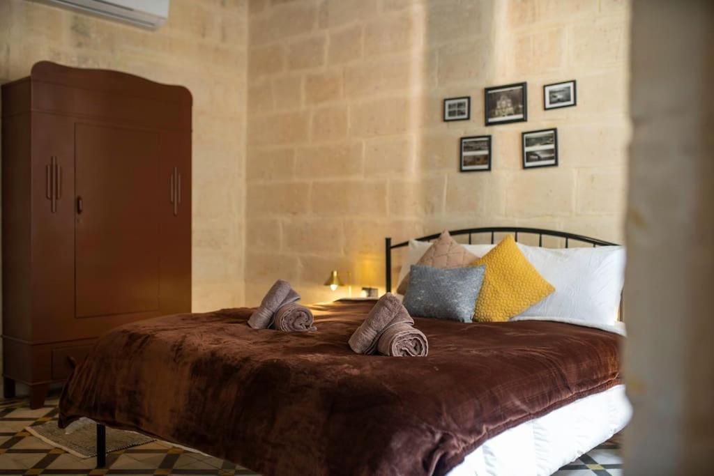 Chic, Stylish & Spacious Flat In Central Valletta Exterior photo